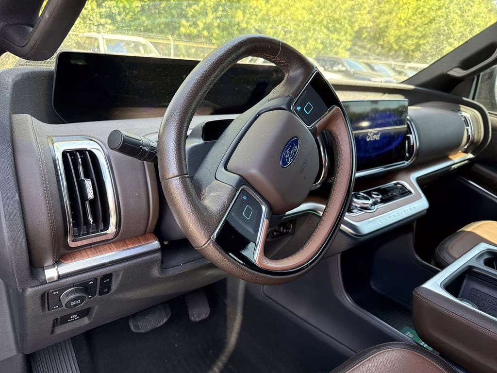 2025 Agate Black Metallic Ford Expedition Max King Ranch 4X4 SUV