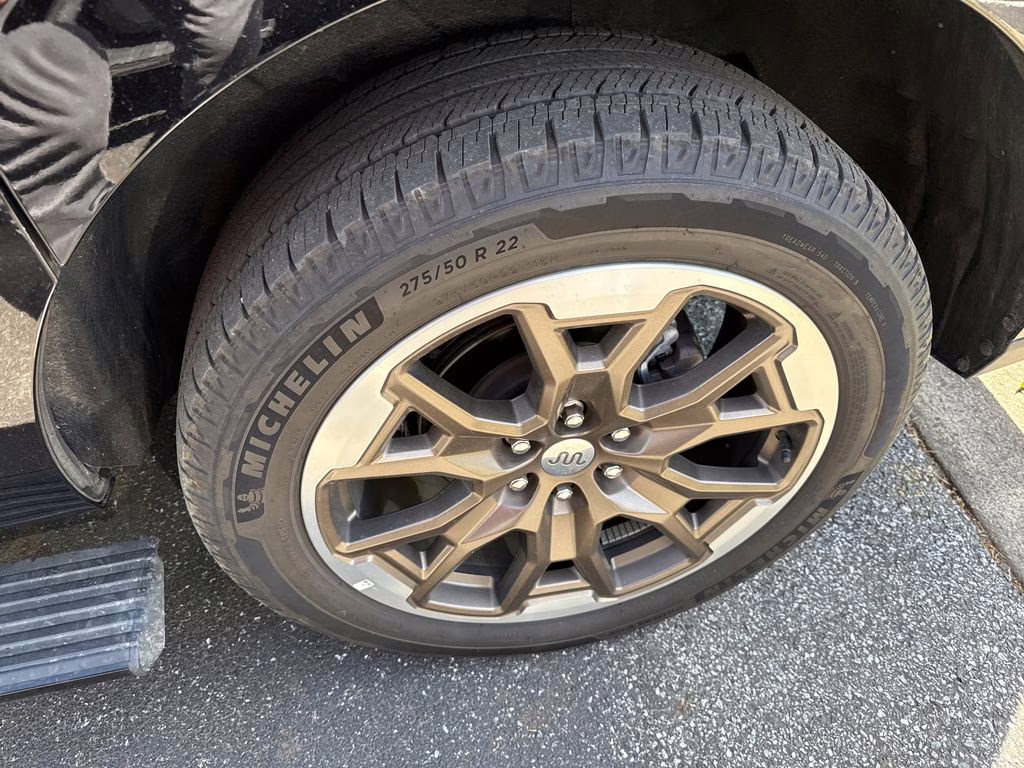 2025 Agate Black Metallic Ford Expedition Max King Ranch 4X4 SUV