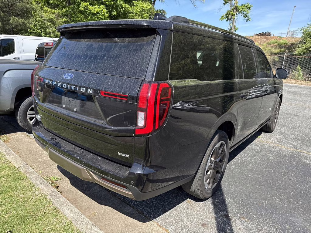 2025 Agate Black Metallic Ford Expedition Max King Ranch 4X4 SUV