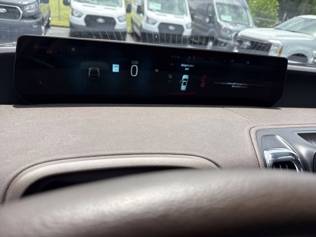 2025 Agate Black Metallic Ford Expedition Max King Ranch 4X4 SUV