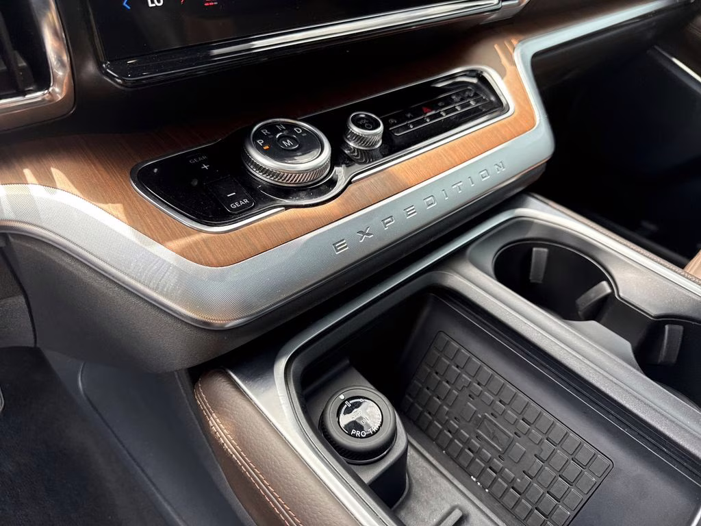 2025 Agate Black Metallic Ford Expedition Max King Ranch 4X4 SUV