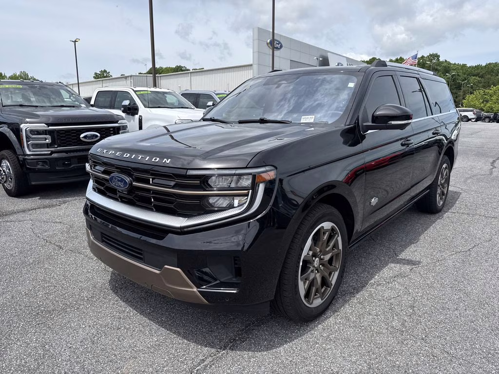 2025 Agate Black Metallic Ford Expedition Max King Ranch 4X4 SUV