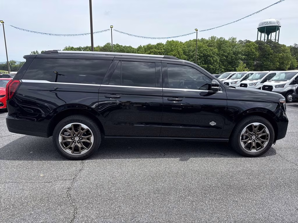 2025 Agate Black Metallic Ford Expedition Max King Ranch 4X4 SUV