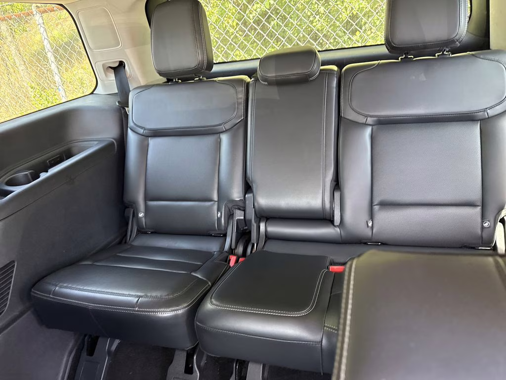 2025 Space Silver Metallic Ford Expedition Platinum 4X4 SUV