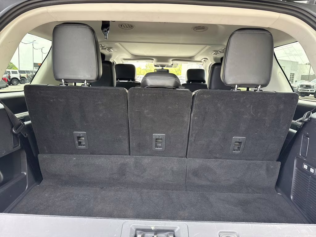 2025 Space Silver Metallic Ford Expedition Platinum 4X4 SUV