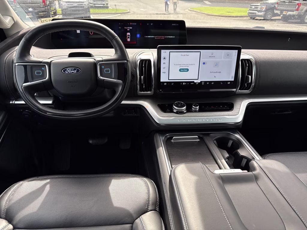 2025 Agate Black Metallic Ford Expedition Platinum 4X4 SUV