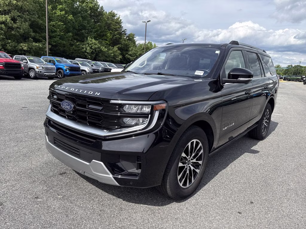 2025 Agate Black Metallic Ford Expedition Platinum 4X4 SUV