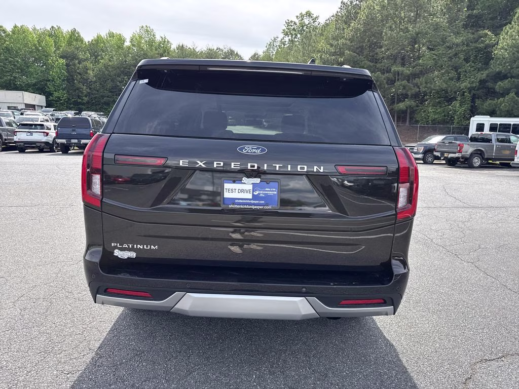 2025 Agate Black Metallic Ford Expedition Platinum 4X4 SUV