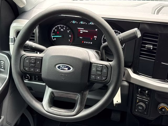 2026 Oxford White Ford Super Duty F-250 SRW 4X4 Truck