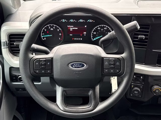 2026 Oxford White Ford Super Duty F-250 SRW 4X4 Truck