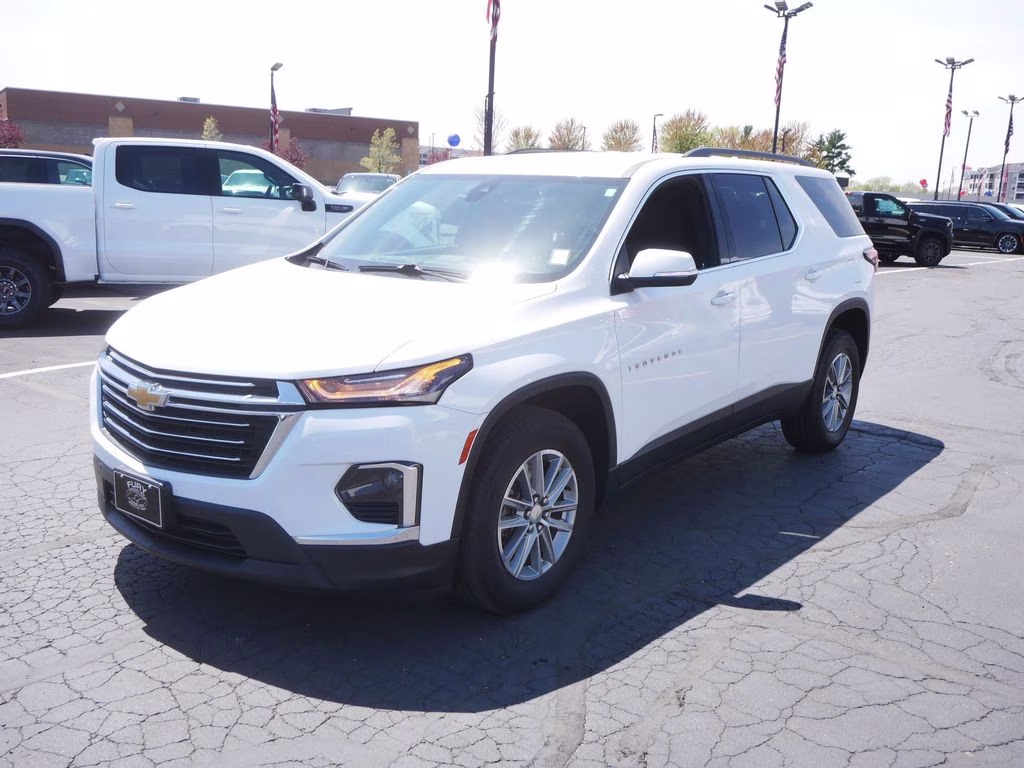 2023 Summit White Chevrolet Traverse LT AWD SUV
