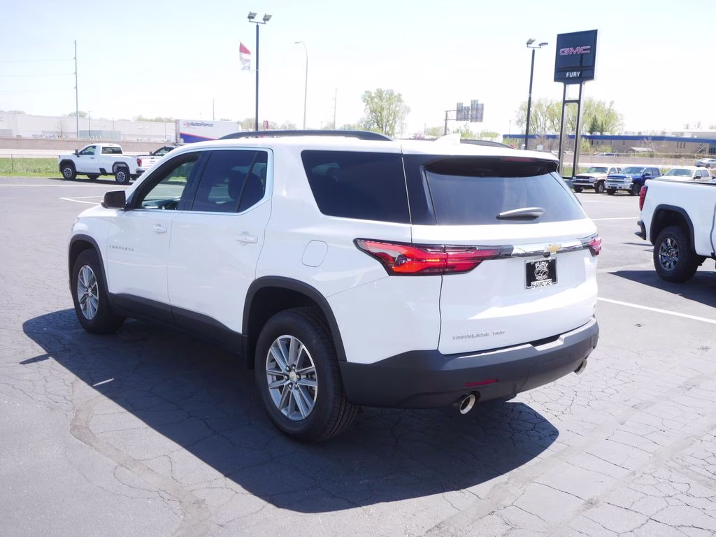 2023 Summit White Chevrolet Traverse LT AWD SUV