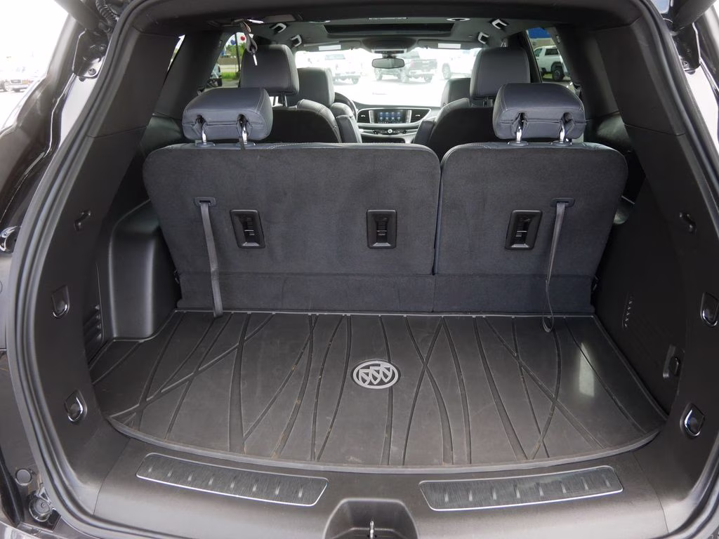 2024 Ebony Twilight Metallic Buick Enclave Essence AWD SUV