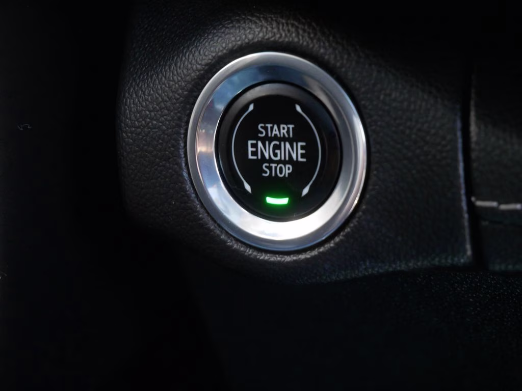 2023 Summit White Buick Envision Essence AWD SUV