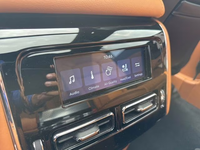 2025 White Metallic Lincoln Aviator Black Label AWD SUV