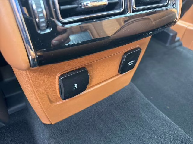2025 White Metallic Lincoln Aviator Black Label AWD SUV