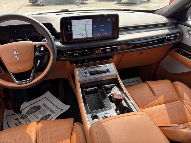 2025 White Metallic Lincoln Aviator Black Label AWD SUV