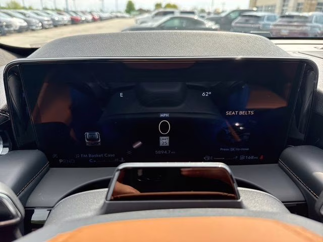 2025 White Metallic Lincoln Aviator Black Label AWD SUV