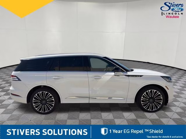 2025 White Metallic Lincoln Aviator Black Label AWD SUV