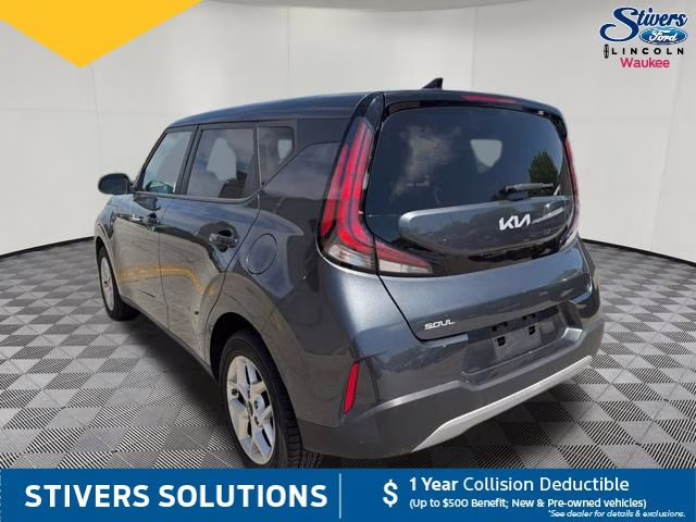 2023 Gravity Gray Kia Soul LX FWD Hatchback