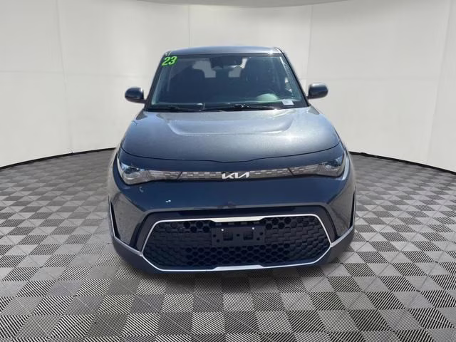 2023 Gravity Gray Kia Soul LX FWD Hatchback