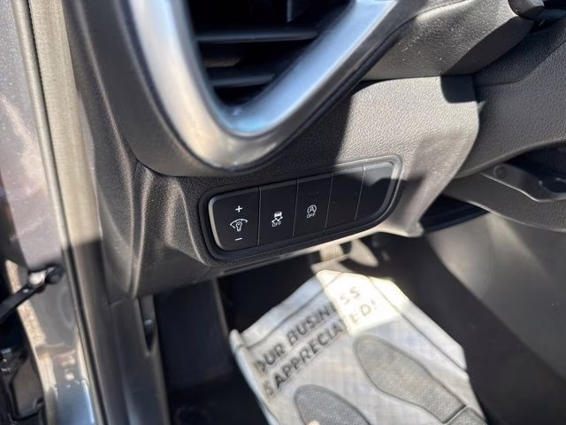 2023 Gravity Gray Kia Soul LX FWD Hatchback