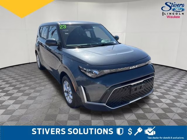 2023 Gravity Gray Kia Soul LX FWD Hatchback