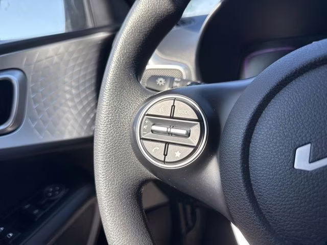 2023 Gravity Gray Kia Soul LX FWD Hatchback