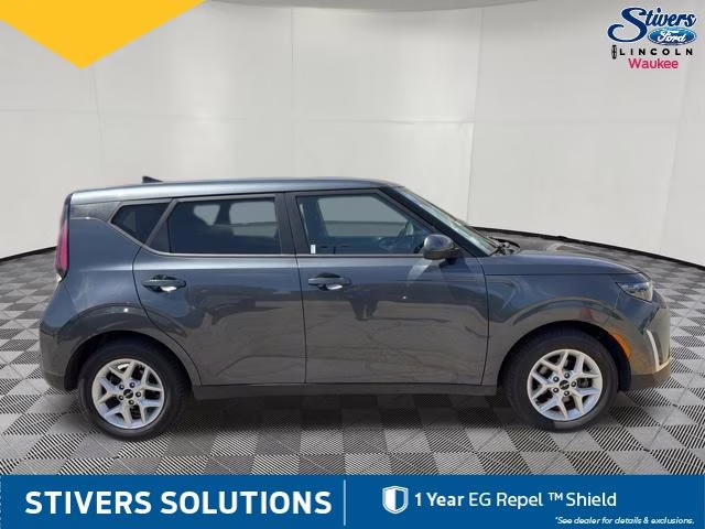2023 Gravity Gray Kia Soul LX FWD Hatchback