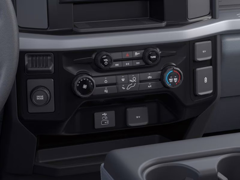 2026 Oxford White Ford Super Duty F-550 DRW XL RWD Chassis