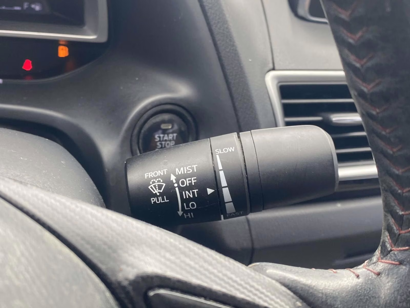 2015 Snowflake White Pearl Mica Mazda Mazda3 i Touring FWD Sedan