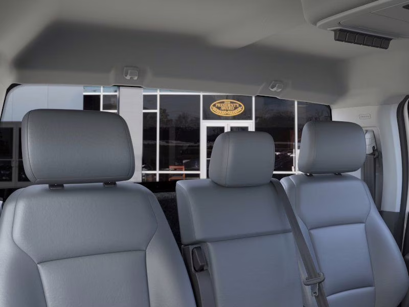 2026 Oxford White Ford Super Duty F-550 DRW XL RWD Chassis