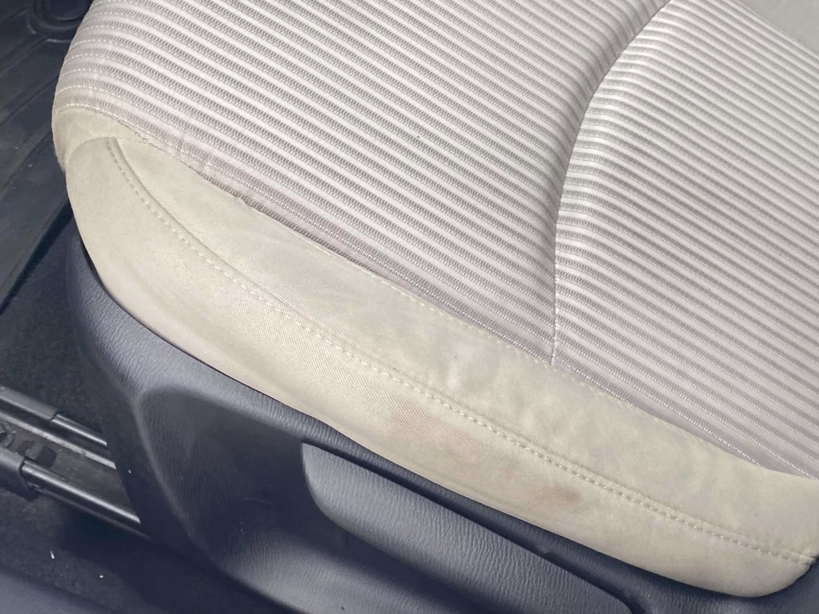 2015 Snowflake White Pearl Mica Mazda Mazda3 i Touring FWD Sedan