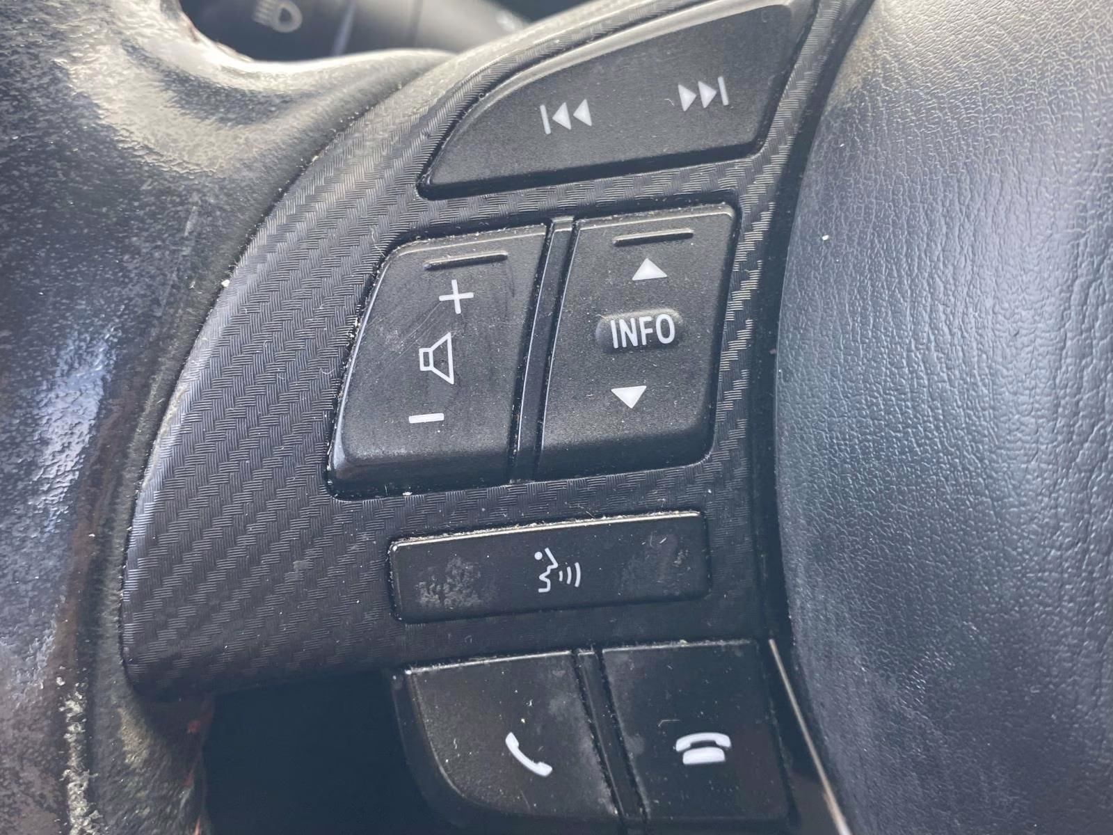 2015 Snowflake White Pearl Mica Mazda Mazda3 i Touring FWD Sedan