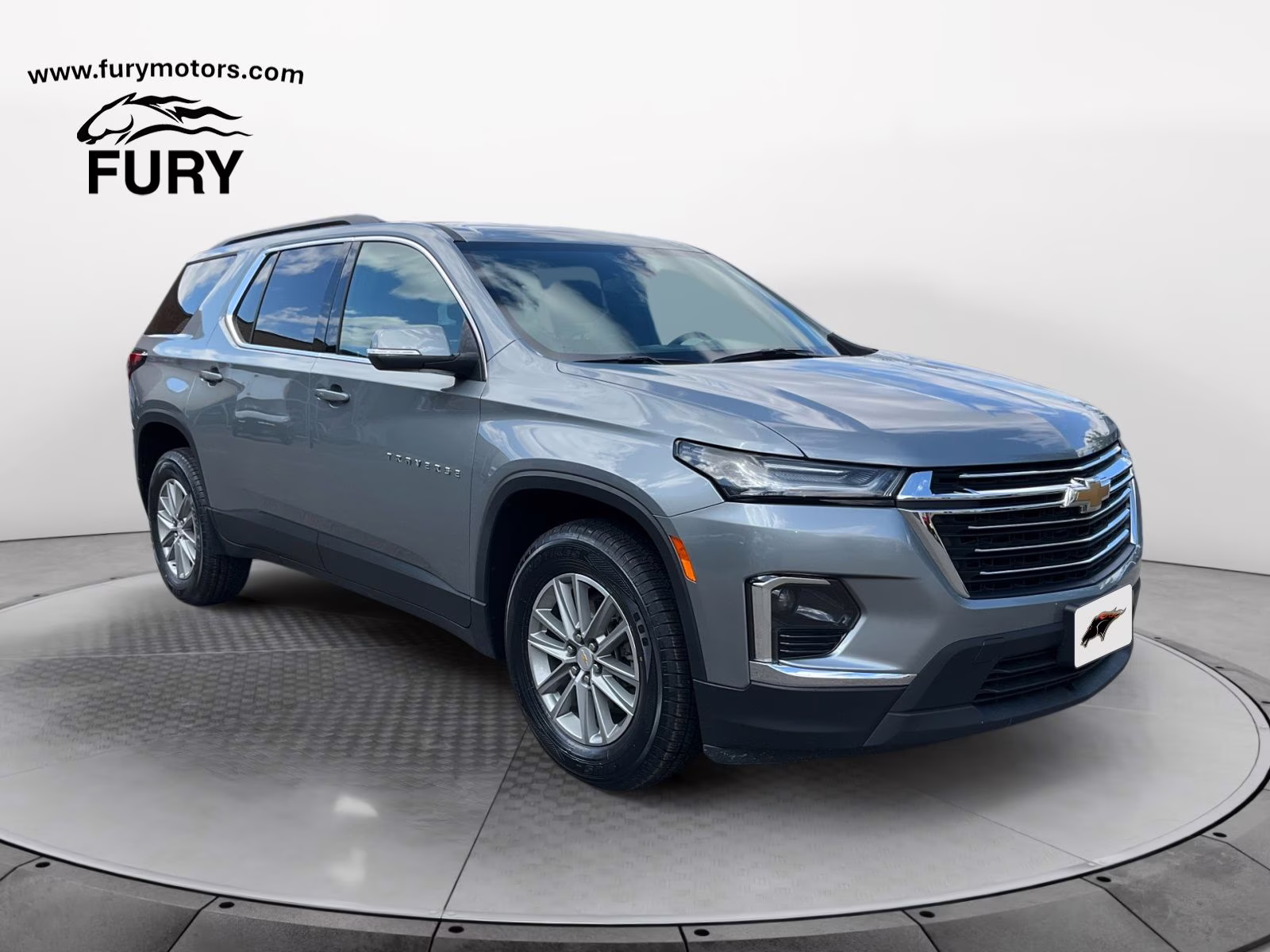 2023 Sterling Gray Metallic Chevrolet Traverse LT FWD SUV