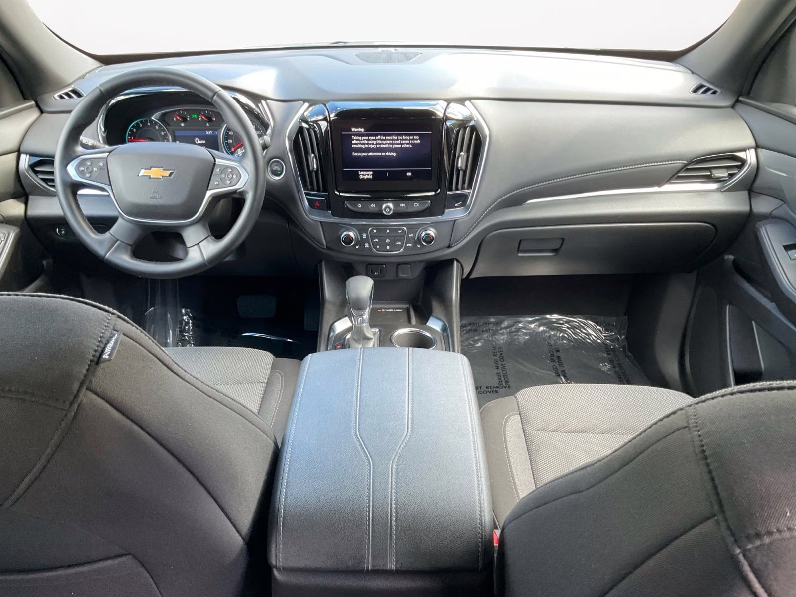 2023 Sterling Gray Metallic Chevrolet Traverse LT FWD SUV