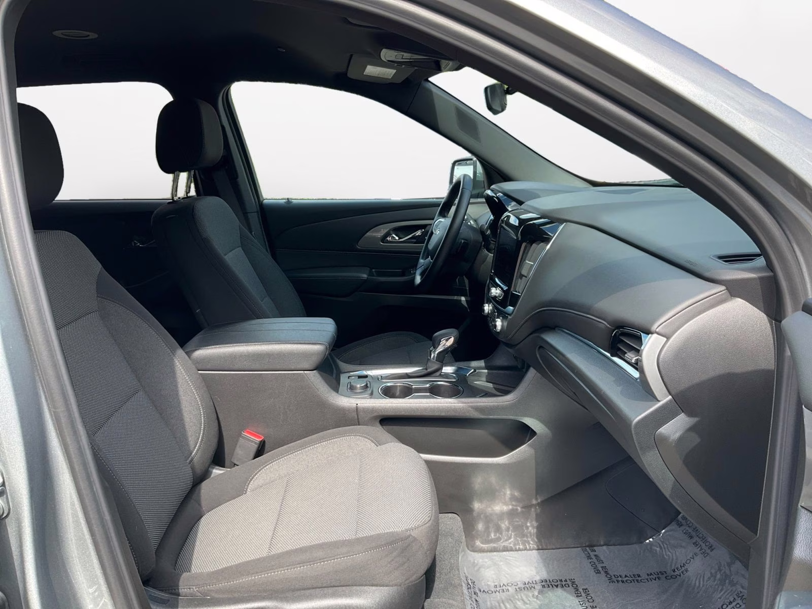 2023 Sterling Gray Metallic Chevrolet Traverse LT FWD SUV