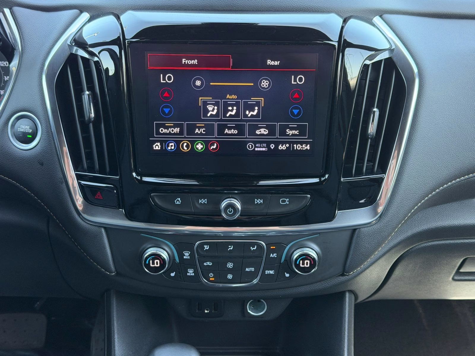 2023 Mosaic Black Metallic Chevrolet Traverse LT Leather AWD SUV