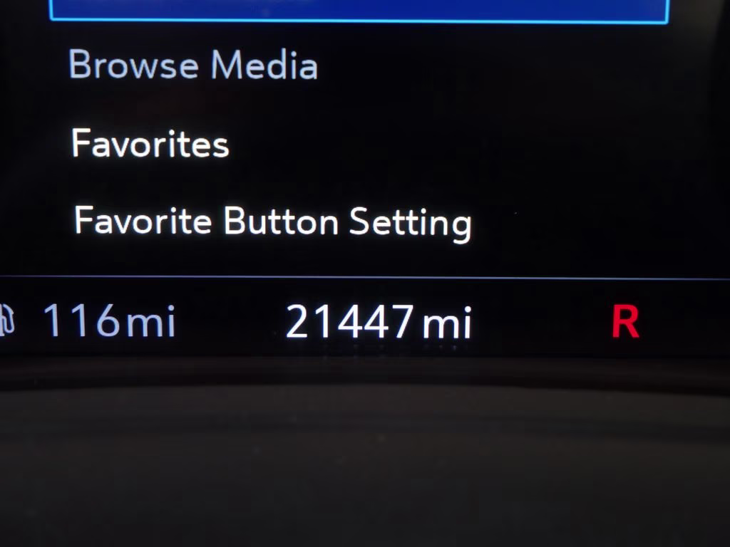 2023 Moonstone Gray Metallic Buick Envision Essence AWD SUV