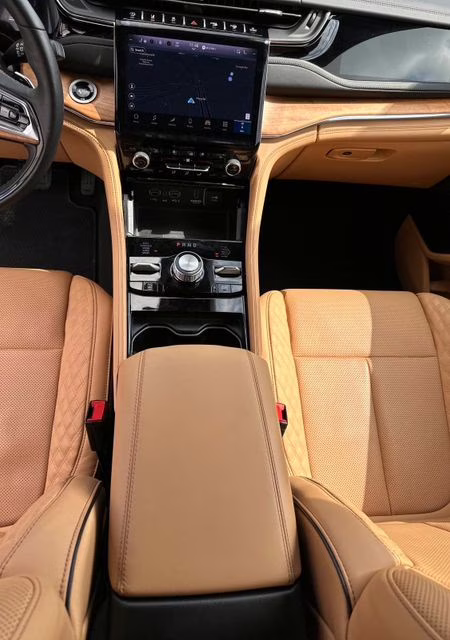 2025 Silver Zynith Jeep Grand Cherokee Summit Reserve 4X4 SUV