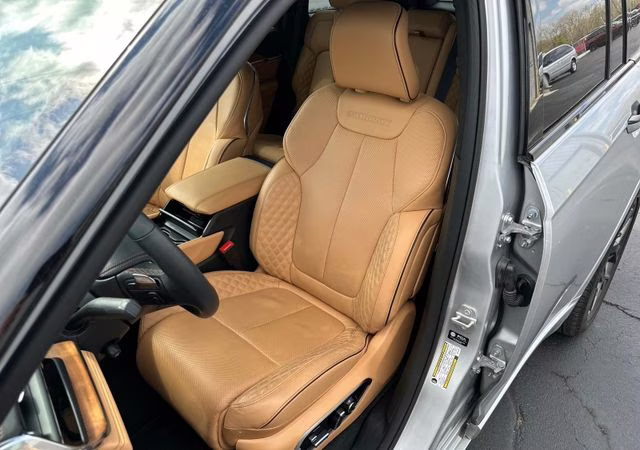 2025 Silver Zynith Jeep Grand Cherokee Summit Reserve 4X4 SUV