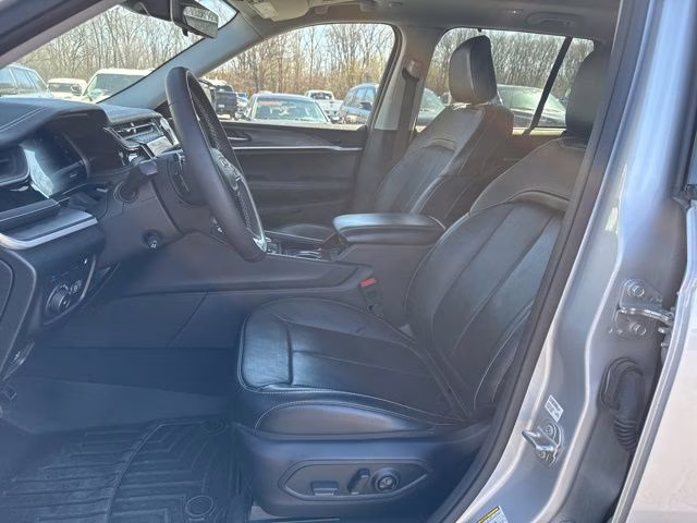 2023 Silver Zynith Jeep Grand Cherokee 4xe 4X4 SUV