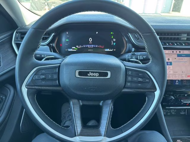 2023 Silver Zynith Jeep Grand Cherokee 4xe 4X4 SUV