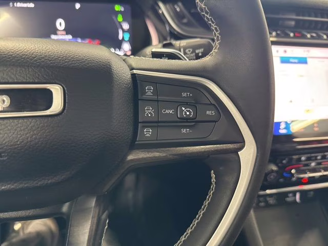 2023 Silver Zynith Jeep Grand Cherokee 4xe 4X4 SUV