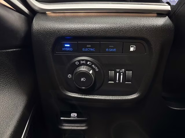2023 Silver Zynith Jeep Grand Cherokee 4xe 4X4 SUV