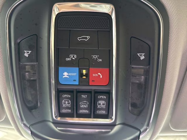2023 Silver Zynith Jeep Grand Cherokee 4xe 4X4 SUV