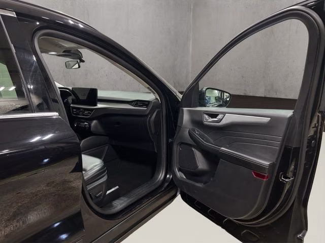 2025 Agate Black Metallic Ford Escape Platinum AWD SUV