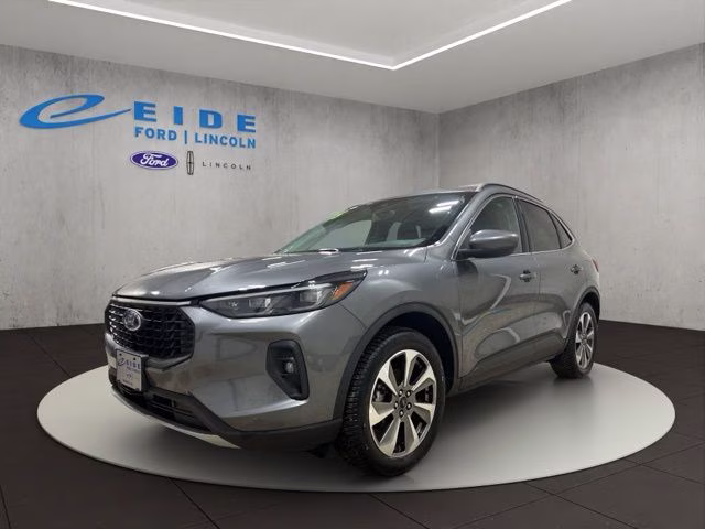 2025 Carbonized Gray Metallic Ford Escape Platinum AWD SUV