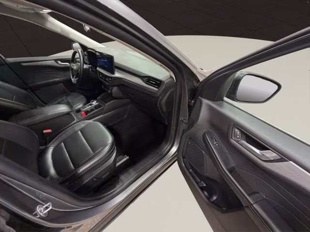 2025 Carbonized Gray Metallic Ford Escape Platinum AWD SUV