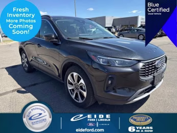 2025 Agate Black Metallic Ford Escape Platinum AWD SUV